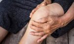 علت التهاب مفصل زانو چیست و چگونه درمان می شود؟