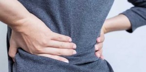 عوارض گودی کمر و راه های درمان آن با طب فیزیکی و ورزش